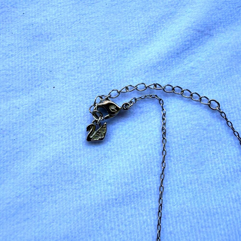 Swarovski Rosette Dark Colored Black Top Stone Necklace - Picture 11 of 12